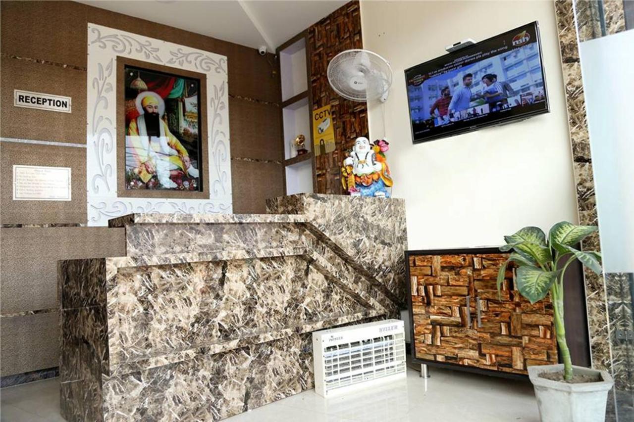 Hotel Chohan Residency Амритсар Экстерьер фото